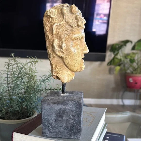 Attila Tivadar Vintage Greek Sculpture Bust with Classical Features - Picture 4 of 7